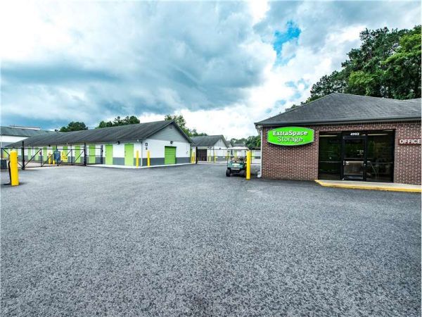 Photo of Extra Space Storage - 0123 - Acworth - Lake Acworth Dr