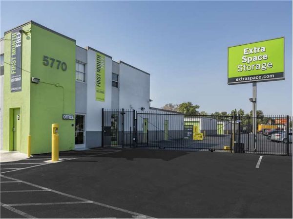 Photo of Extra Space Storage - 0328 - Sacramento - Auburn Blvd
