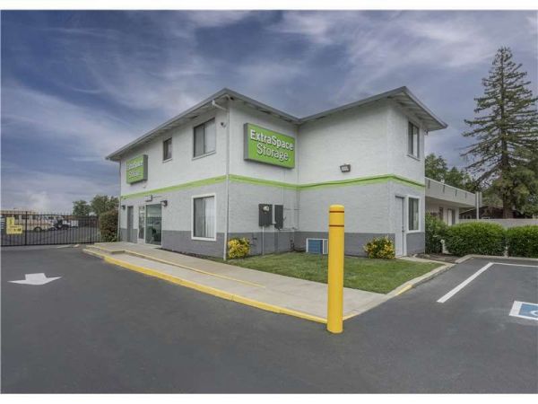 Photo of Extra Space Storage - 0420 - Roseville - 6th St