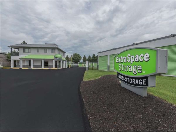 Photo of Extra Space Storage - 0668 - Louisville - Wattbourne Ln