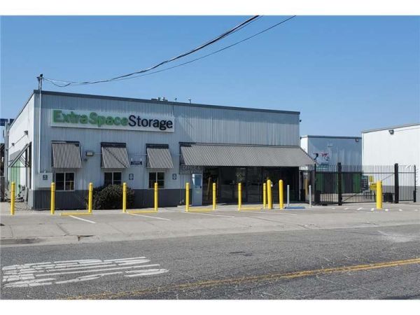 Photo of Extra Space Storage - 1371 - Berkeley - Cedar St