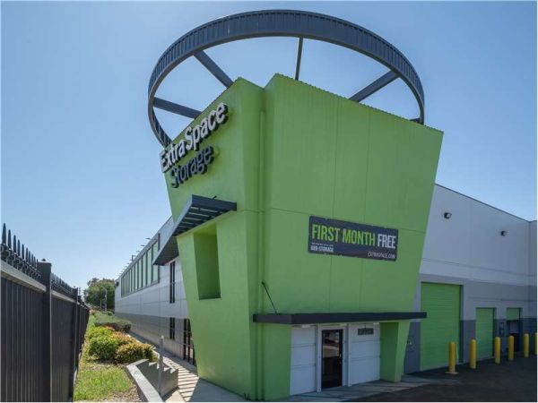 Photo of Extra Space Storage - 1425 - Sylmar - Foothill Blvd