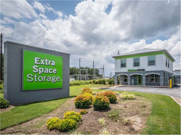 Photo of Extra Space Storage - 1552 - Lawrenceville - Hurricane Shoals Rd