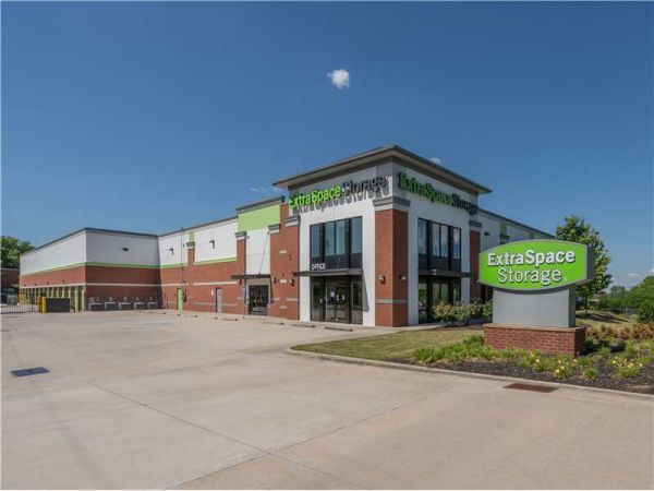 Photo of Extra Space Storage - 1593 - Atlanta - Chattahoochee Ave