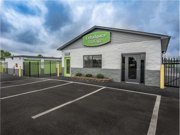 Photo of Extra Space Storage - 1721 - Concord - Winecoff School Rd