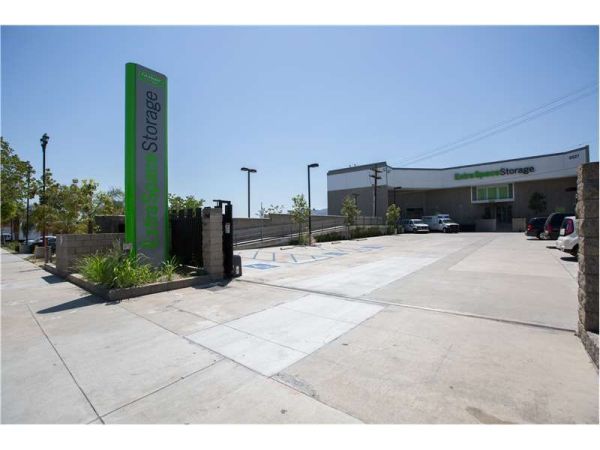 Photo of Extra Space Storage - 1602 - Glendale - 6527 San Fernando Road