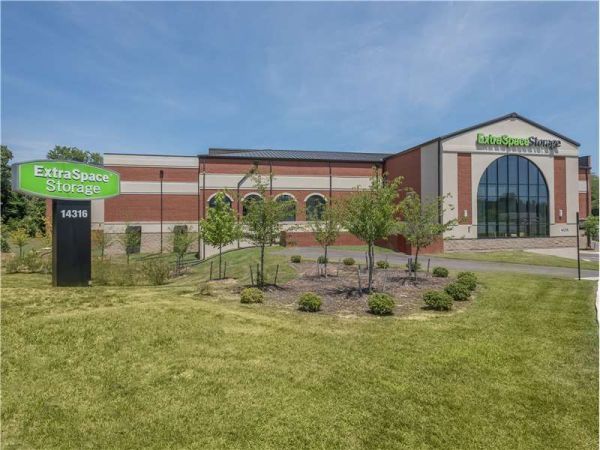 Photo of Extra Space Storage - 8875 - Midlothian - Midlothian Turnpike