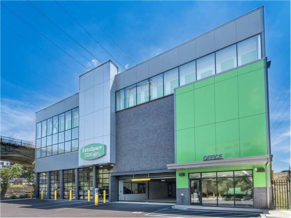 Photo of Extra Space Storage - 1860 - Philadelphia - Leverington Ave