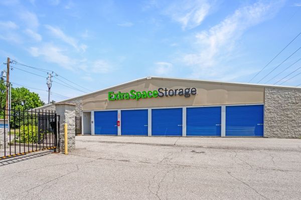Photo of Extra Space Storage - 2196 - Indianapolis - Hanna Ave