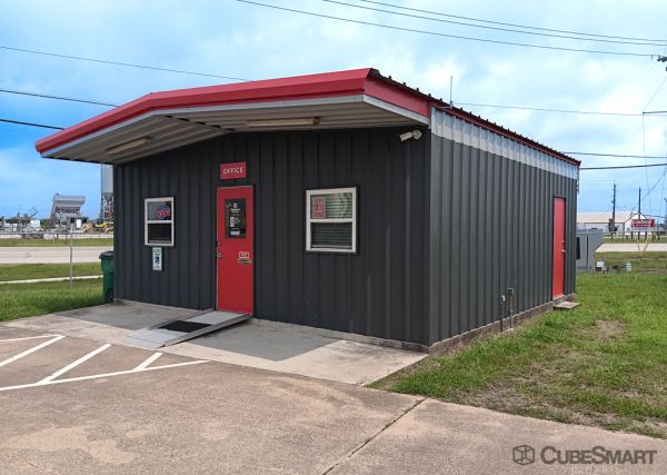Photo of CubeSmart Self Storage TX Oyster Creek Farm to Market Rd 523
