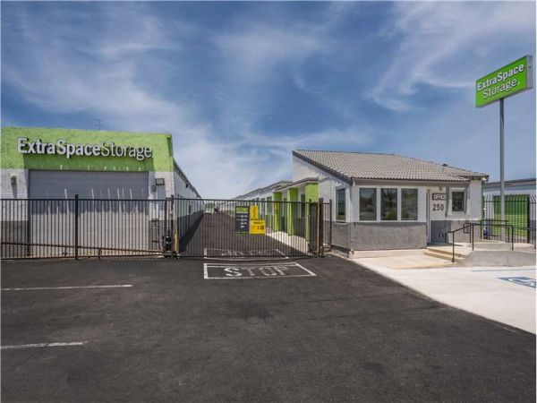 Photo of Extra Space Storage - 8283 - Corona - Cota St