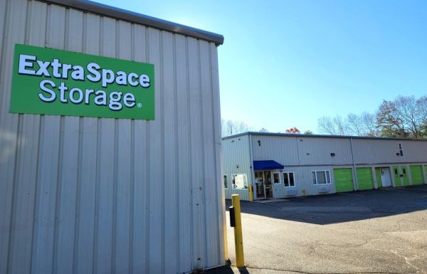 Photo of Extra Space Storage - 3182 - Hampton Bays - Montauk Hwy