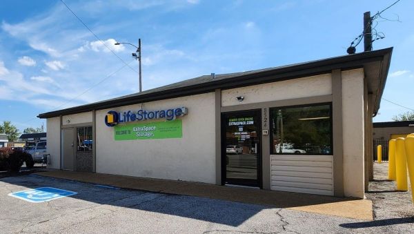 Photo of Extra Space Storage - 3364 - Brentwood - Manchester Road