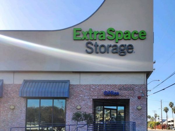 Photo of Extra Space Storage - 3424 - Torrance - 190th St