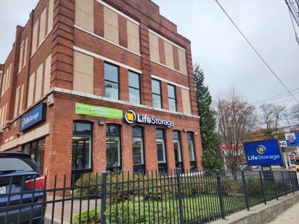 Photo of Extra Space Storage - 3431 - Mt Vernon - Washington St