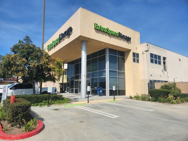 Photo of Extra Space Storage - 3498 - Torrance - Normandie Ave