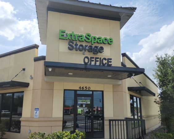 Photo of Extra Space Storage - 3526 - Orlando - Semoran Boulevard