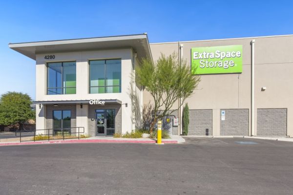 Photo of Extra Space Storage - 3748 - North Las Vegas - Revere St
