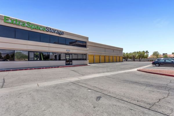 Photo of Extra Space Storage - 3820 - Las Vegas - Tenaya Way