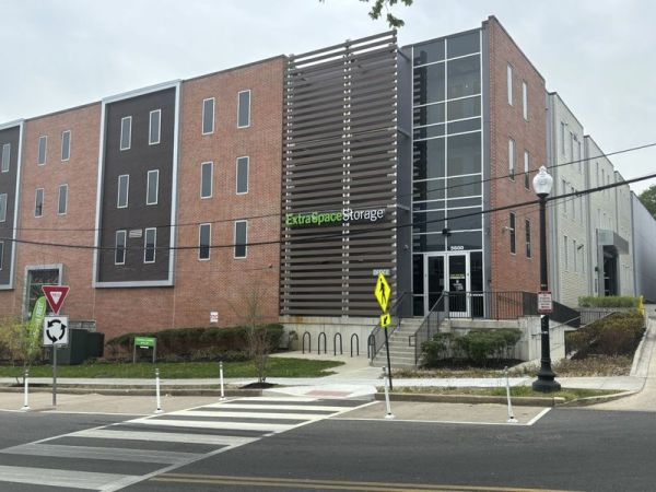 Photo of Extra Space Storage - 4131 - Washington - 2nd St