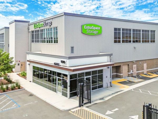 Photo of Extra Space Storage - 4138 - Los Angeles - Broadway Pl