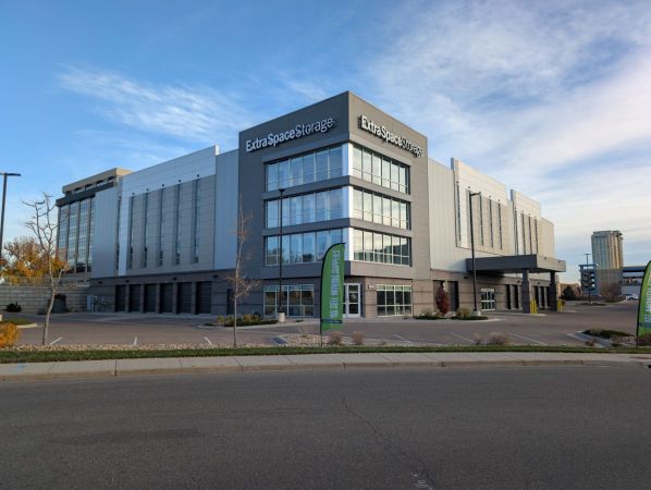 Photo of Extra Space Storage - 4143 - Glendale - Birch St