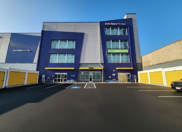 Photo of Extra Space Storage - 4188 - Bronx - Boston Rd