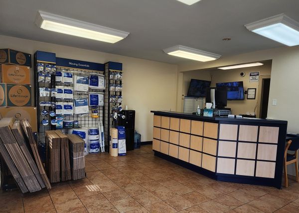 Photo of Extra Space Storage - 3036 - Newport News - 10429 Jefferson Avenue