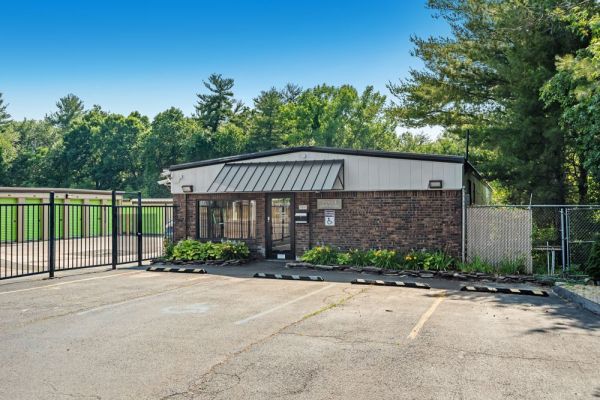 Photo of Extra Space Storage - 3038 - Glastonbury - Oakwood Dr