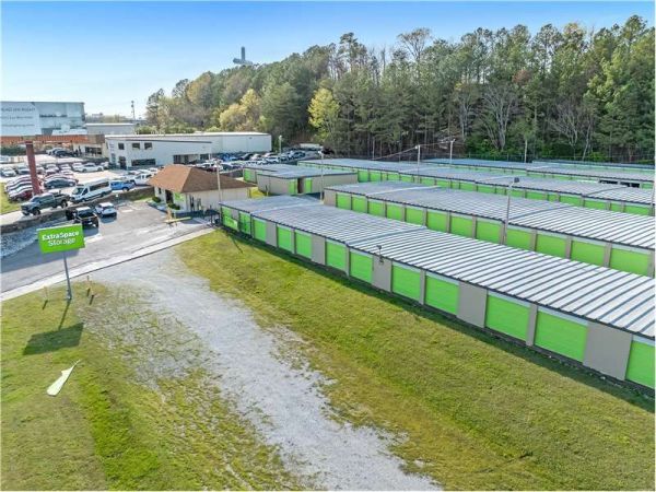 Photo of Extra Space Storage - 3122 - Chattanooga - Lee Hwy