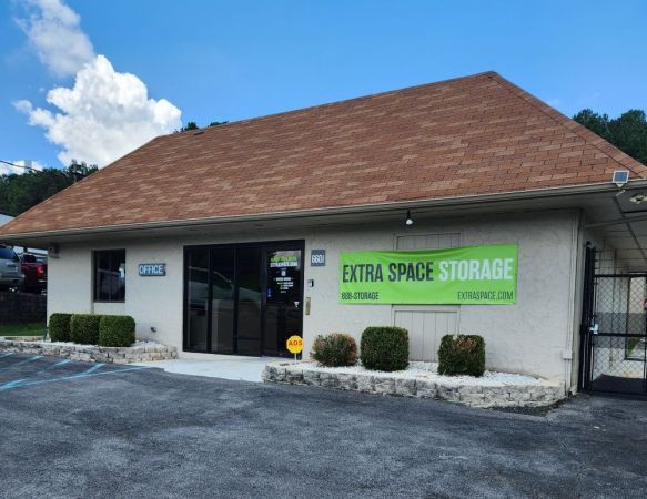 Photo of Extra Space Storage - 3122 - Chattanooga - Lee Hwy