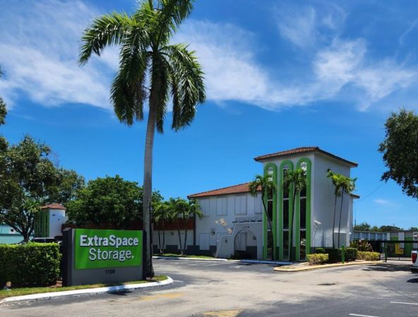 Photo of Extra Space Storage - 3140 - Hollywood - 21st Avenue