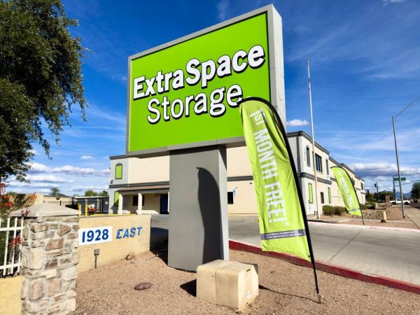 Photo of Extra Space Storage - 3152 - Phoenix - East Bell Road