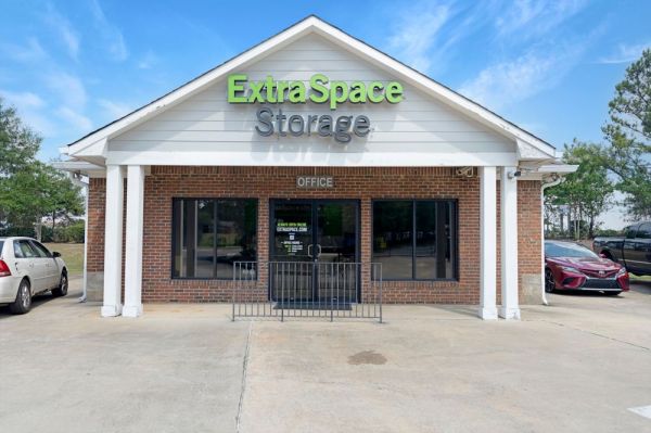 Photo of Extra Space Storage - 3241 - Columbus - Armour Rd