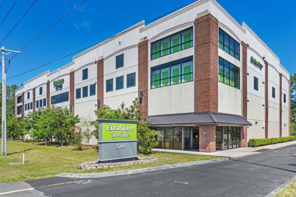 Photo of Extra Space Storage - 3311 - Middleburg - Blanding Blvd