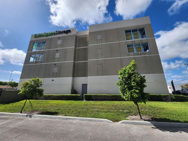 Photo of Extra Space Storage - 3392 - North Miami - 133rd St