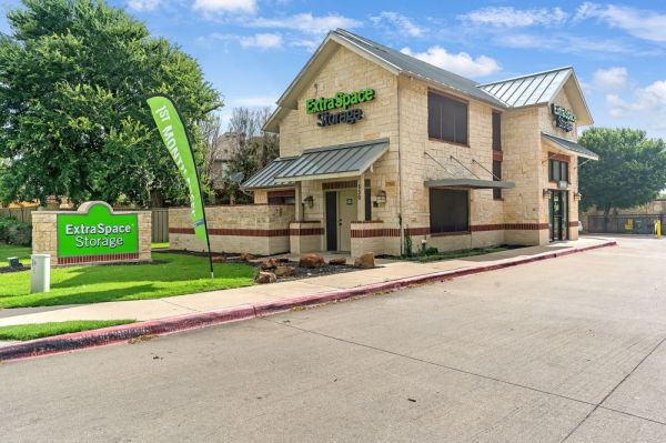 Photo of Extra Space Storage - 3419 - McKinney - Custer Rd