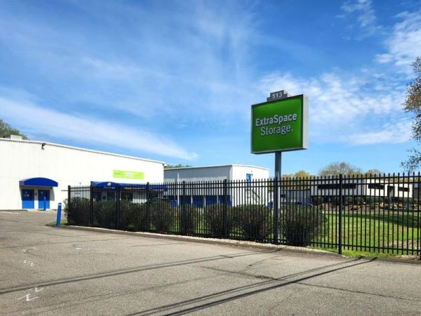 Photo of Extra Space Storage - 3428 - Wallingford - Main St