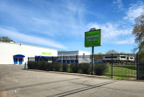 Photo of Extra Space Storage - 3428 - Wallingford - Main St