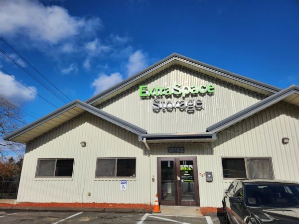 Photo of Extra Space Storage - 3429 - Waterbury - Lakewood Rd