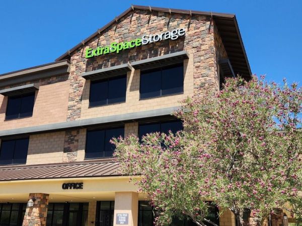 Photo of Extra Space Storage - 3611 - Oro Valley - 11061 N Oracle Rd