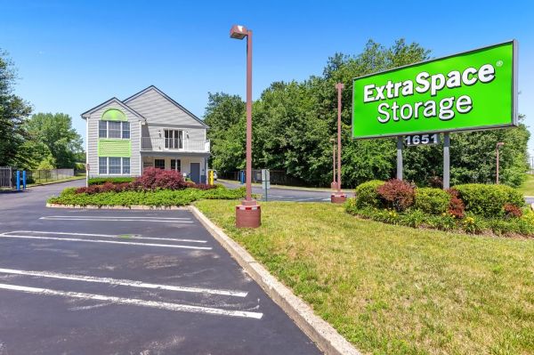 Photo of Extra Space Storage - 3615 - Wall Township - Route 34
