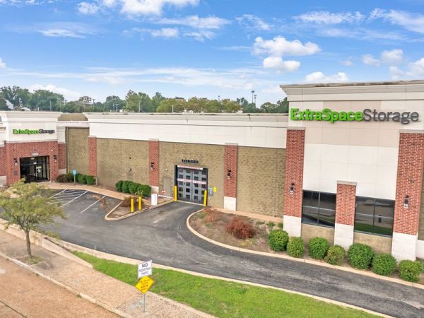 Photo of Extra Space Storage - 3743 - St Louis - Chippewa St