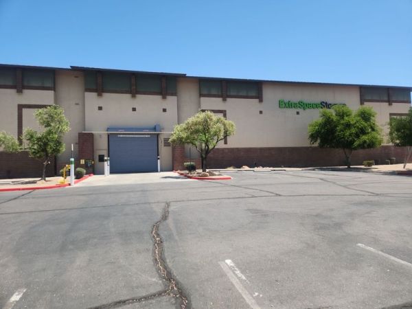 Photo of Extra Space Storage - 3811 - Scottsdale - 116th St
