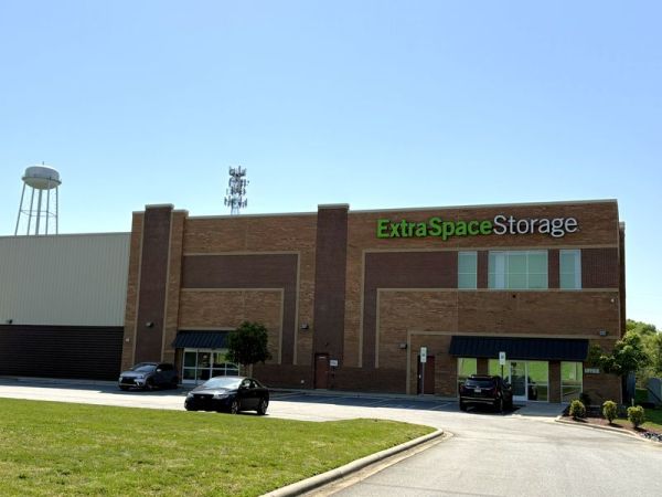 Photo of Extra Space Storage - 3866 - Charlotte - University City Blvd