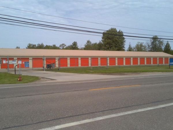 Photo of Life Storage - 3931 - Geneva - Broadway