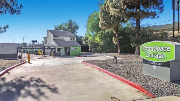 Photo of Extra Space Storage - 1004 - Claremont - South Mills Ave