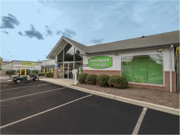 Photo of Extra Space Storage - 1331 - Union - Green Ln