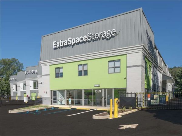 Photo of Extra Space Storage - 1518 - Watchung - Route 22
