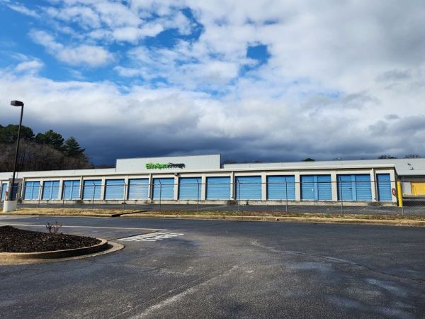 Photo of Extra Space Storage - 3194 - Chattanooga - Hixson Pike